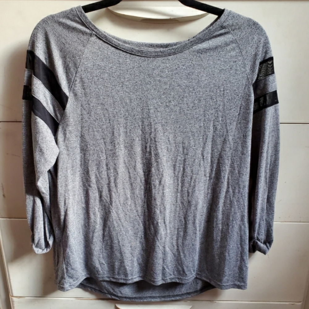 H&M | Gray top